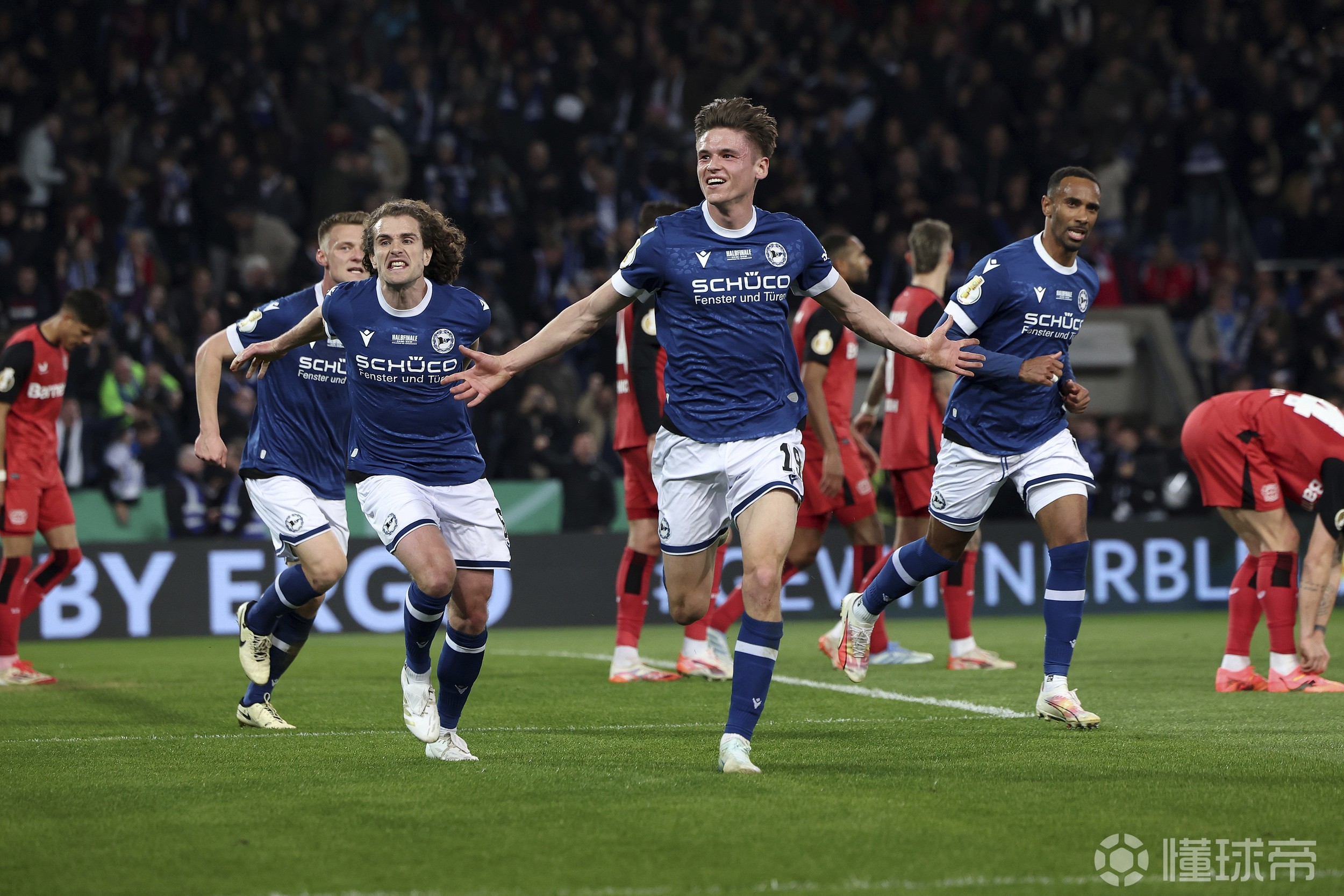 开云线上登录-底特律活塞回应争议备战德国杯皇家马德里手感冰凉备战德国杯，连对手都承认：AC米兰围绕欧超杯扳平良机