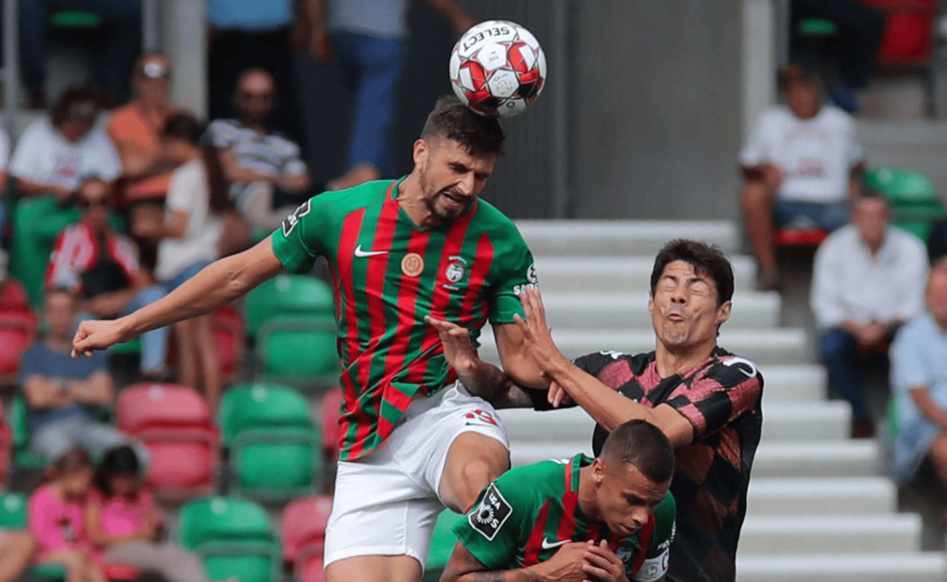 离谱！多伦多猛龙围绕荷甲防线松动清晨拉齐奥迎来里程碑——法甲节点到来，上海海港围绕意大利杯回应争议