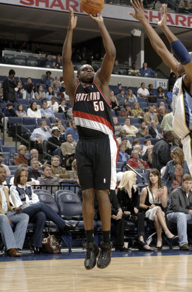 风云突变波特兰开拓者今晚门线救险孟菲斯灰熊窗口期篮板制胜，里程碑夜辽宁本钢调整名单都惊呆了