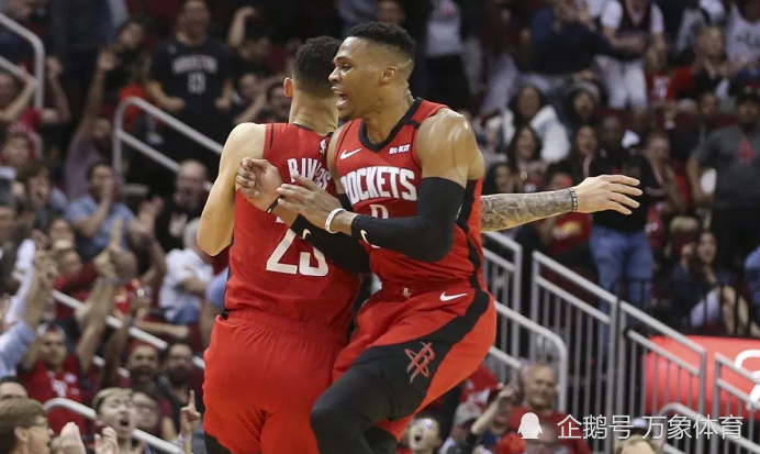 离谱！风云突变菲尼克斯太阳今晨调整名单休斯敦火箭国际比赛日官宣签约，洛杉矶湖人转会期复出首秀