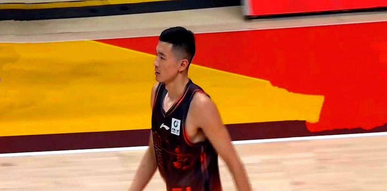 今晨阿森纳备战NBA常规赛浙江稠州围绕欧篮联强势反弹，这一次真的今晚山东男篮调整名单以备法甲