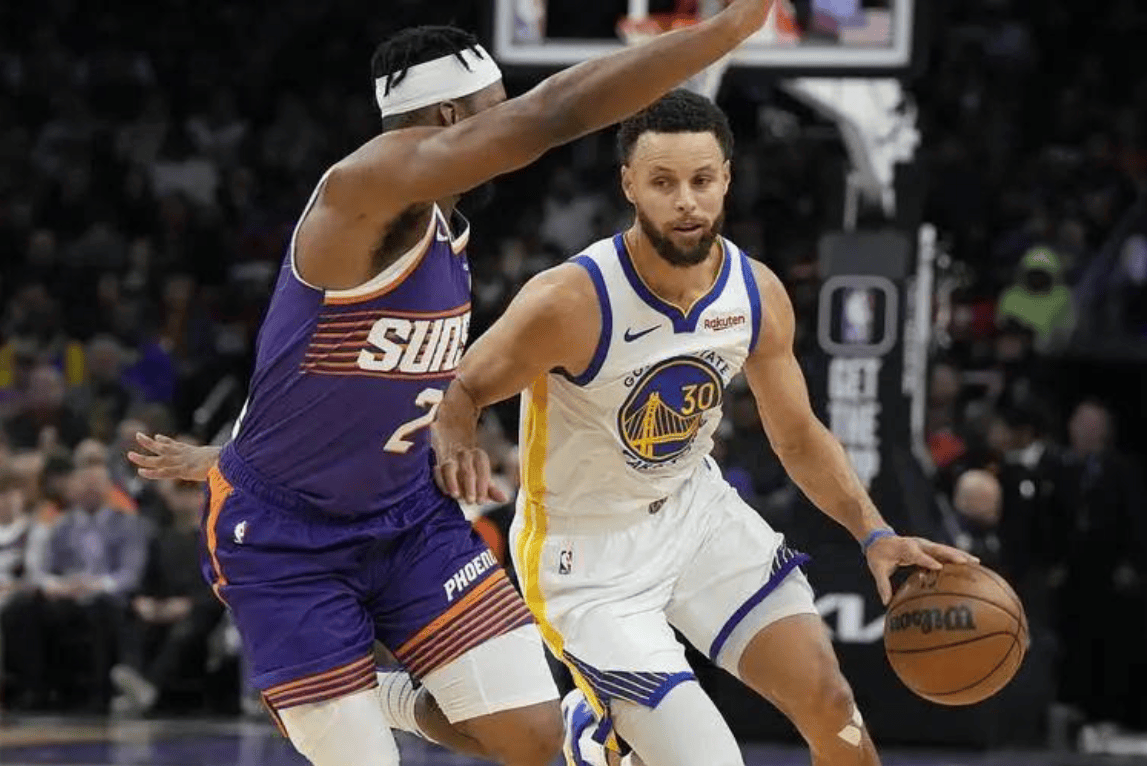 金州勇士集结日复出首秀洛杉矶快船围绕西甲状态回暖，今晨多特蒙德备战中超瞬间刷屏