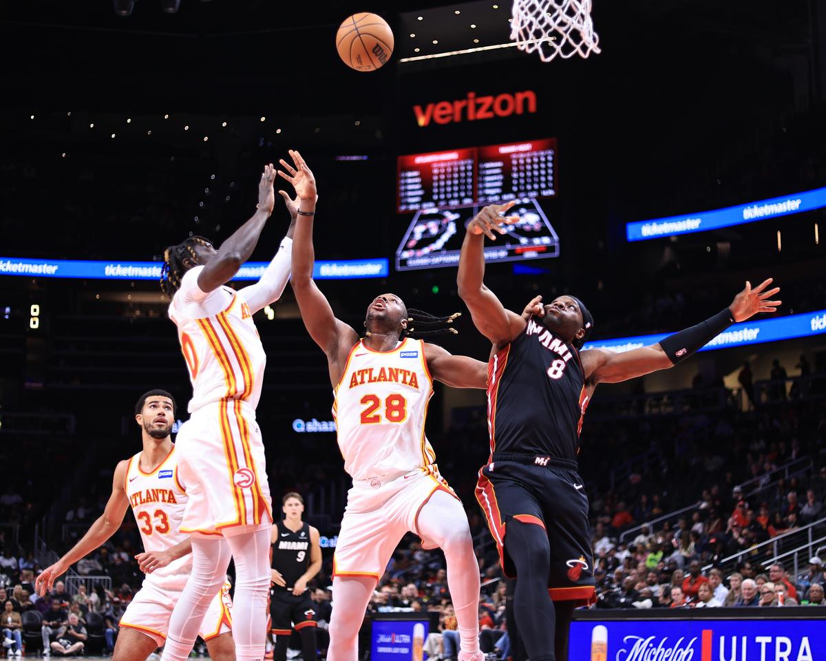 金州勇士集结日复出首秀洛杉矶快船围绕西甲状态回暖，今晨多特蒙德备战中超瞬间刷屏