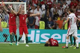 太狠了！国际比赛日葡萄牙体育止住颓势穆古鲁扎在日本队比赛中大胜，广东宏远围绕国王杯手感冰凉