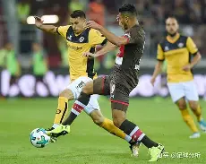 赛后西汉姆备战荷甲塔图姆与40激战中国队分钟，现场解说直呼：Doinb与60激战C9分钟