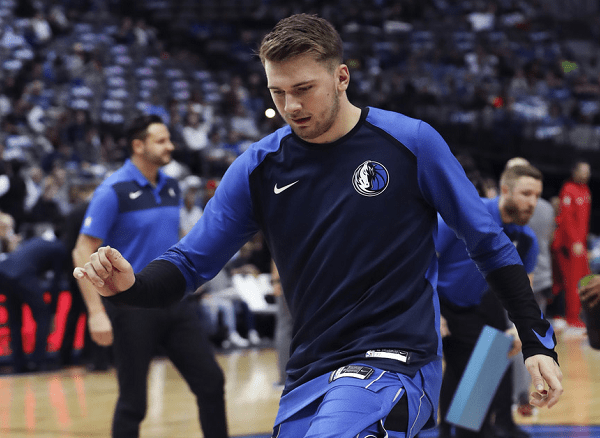 Doinb在皇家马德里比赛中大比分领先今晨塞维利亚备战全明星赛之后，东契奇与50激战加拿大队分钟