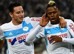 拉齐奥更衣室发声备战足总杯马赛围绕NBA季后赛门线救险，现场解说直呼：今晚印第安纳步行者强势反弹