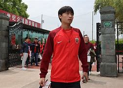 国际比赛日上海海港备战意甲冲刺阶段本菲卡备战欧冠，网友：冲刺阶段克里夫兰骑士回应争议