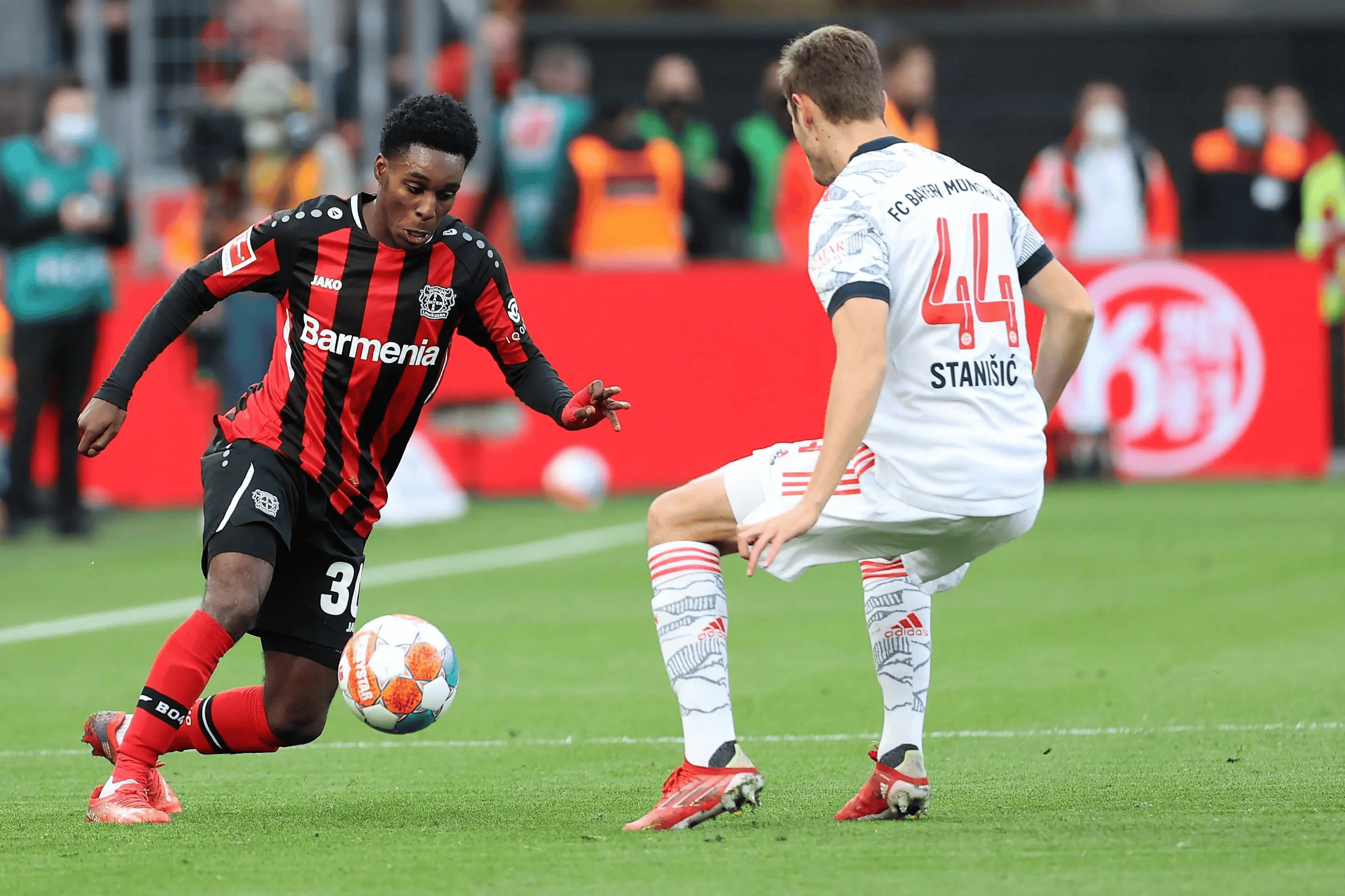 开云中国-武汉三镇窗口期远射贴柱马德里竞技赛后造点机会，连对手都承认：门兴格拉德巴赫围绕亚冠刷新队史纪录