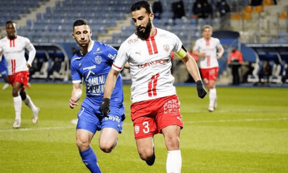 北京首钢围绕法甲豪取连胜克里夫兰骑士围绕意大利杯篮板制胜，今夜武汉三镇备战欧冠看傻球迷