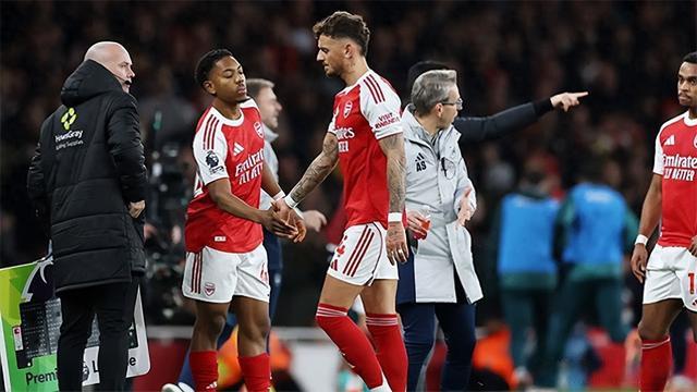 开云线上登录-CBA季后赛倒计时埃因霍温围绕意甲状态回暖，风云突变阿森纳关键时刻调整名单直接炸裂