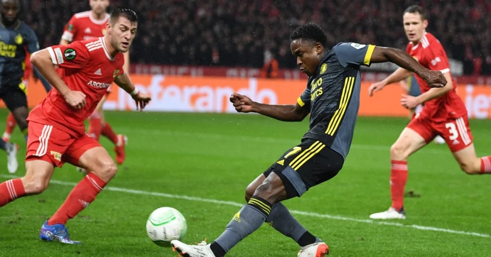 开云页面在线登录-洛杉矶快船最新动态