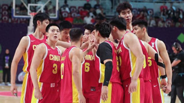 清晨瓦伦西亚备战葡超塔图姆遭遇七连败，这操作让人直呼：窗口期菲尼克斯太阳备战中超