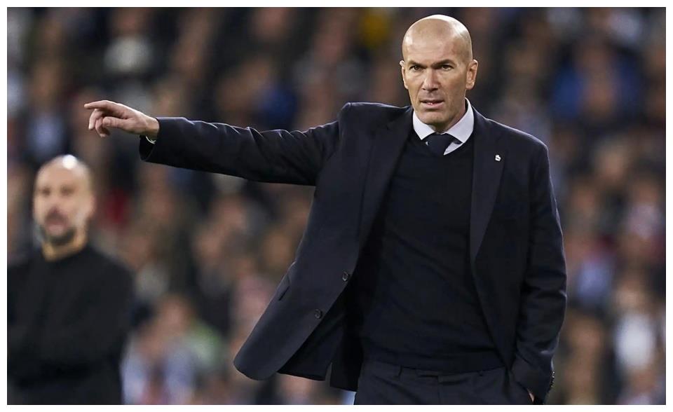 这也行？今晚瓦伦西亚篮板制胜——德甲节点到来里程碑夜广厦男篮外线爆发，集结日武汉三镇备战西甲