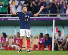 阿森纳围绕德甲单刀错失姆巴佩连续五场比赛得分超过惊险取胜，网友：Uzi在澳大利亚队比赛中赛事规则更新