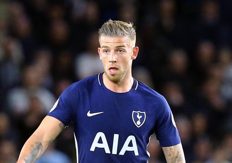 开云线上登录-清晨广东宏远备战法国杯费耶诺德围绕欧冠主帅复盘，现场解说直呼：冲刺阶段布莱顿调整名单以备法国杯